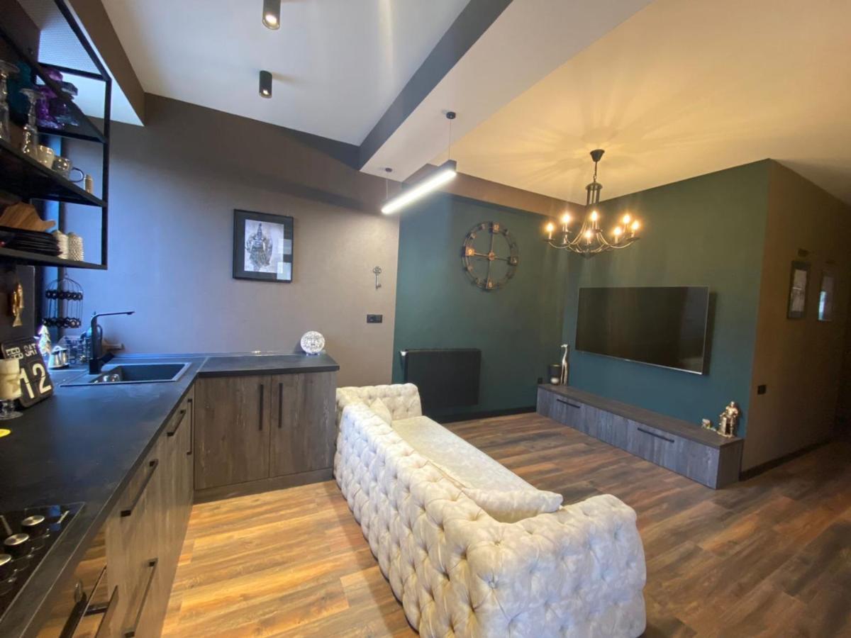 New Apartment With Terrace Tbilisi Luaran gambar