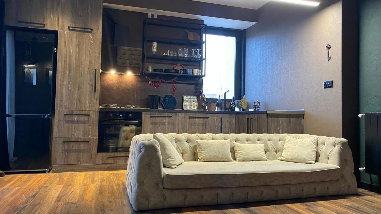 New Apartment With Terrace Tbilisi Luaran gambar